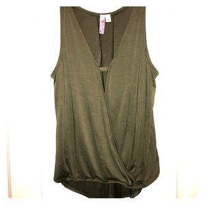 NWOT Sleeveless Deep Cut Wrap Top